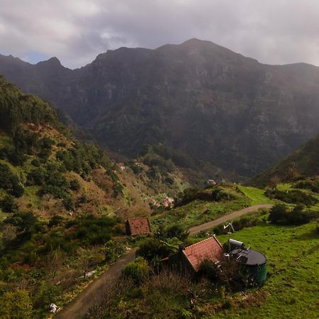 Guesthouse-Theview (Adults Only) Ribeira Brava Exterior photo