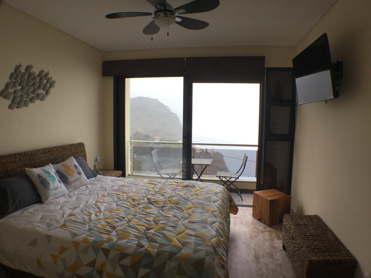 Guesthouse-Theview (Adults Only) Ribeira Brava Exterior photo